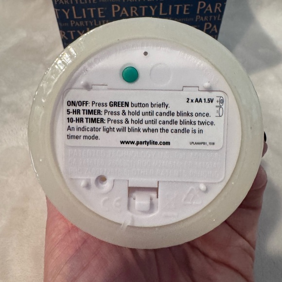 PartyLite Light Illusions™ LED Pillar Candle – Ivory  - LDR6616 - 3” x 5 - NIB - Picture 4 of 5